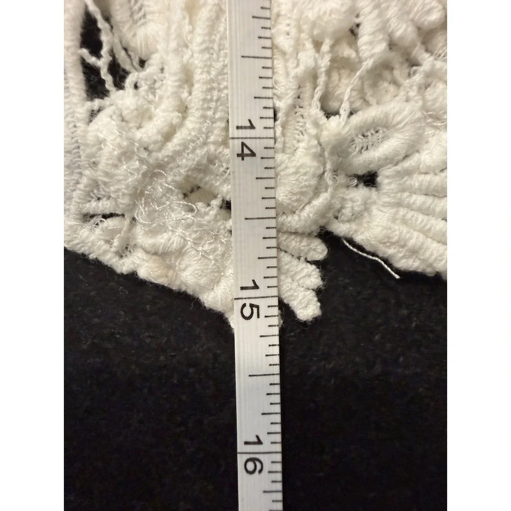 Zara Trafaluc Lace Crop Top Size M White Boho Crochet Long Sleeve Victorian
